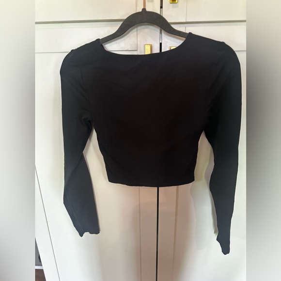 Offline by aerie long sleeve tee - Picture 1 of 3